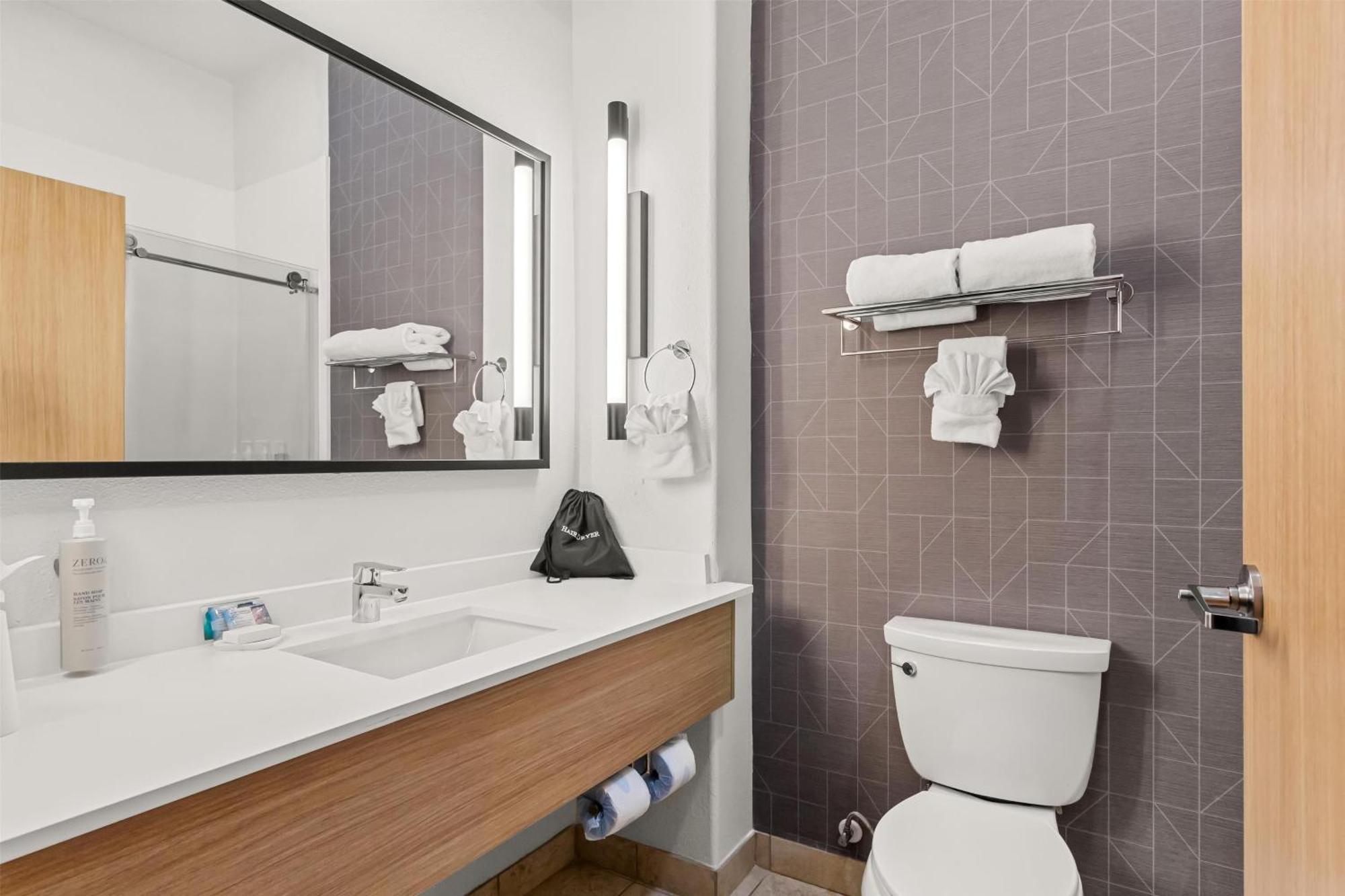 Spark By Hilton Houston Hobby Airport Экстерьер фото